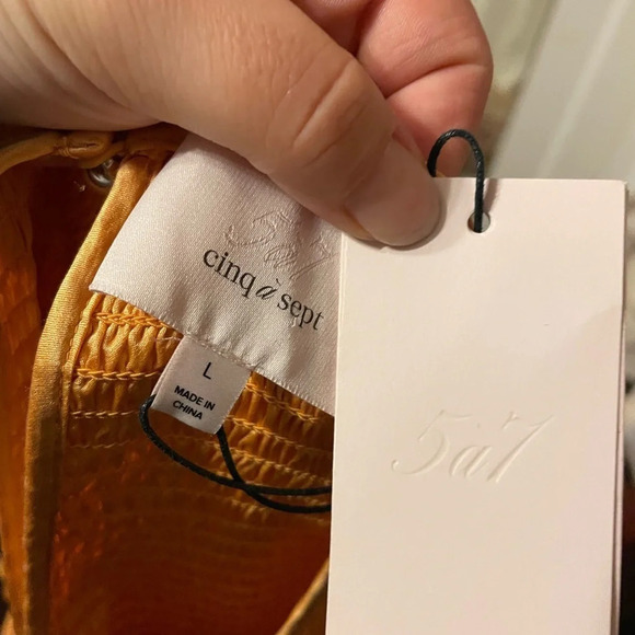 NWT CINQ A SEPT PASCAL TOP - Picture 6 of 7